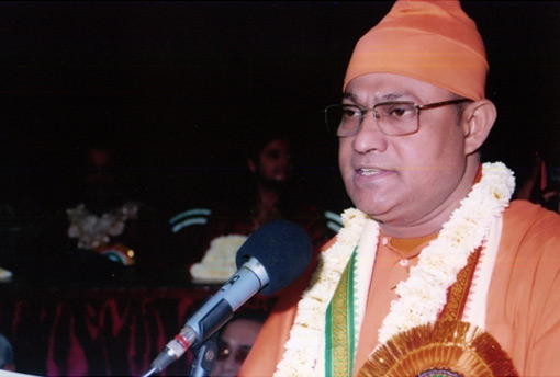 Swami Ritananda, Editor Udbodhan Patrika, Published by Ramakrishna Mission, Delivering Lecture