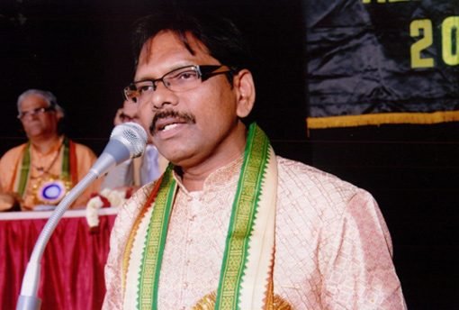 Dr. R. Nageshwar Rao, delivering his lecture.