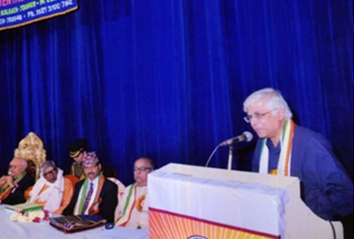 Prof. Chitta Panda, Secretary and Curator, Victoria Memorial Hall, delivering his lecture.